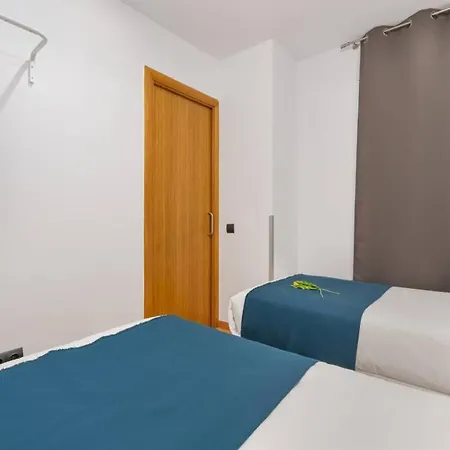 Lodging Apartments Villa de Gracia 2 bedroom cozy apartment Barcelona Exterior foto
