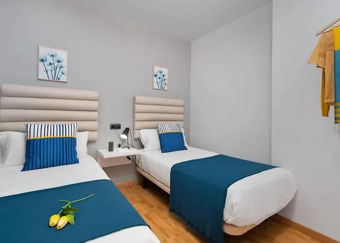 Lodging Apartments Villa De Gracia 2 Bedroom Cozy Apartment